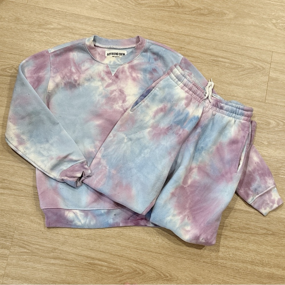 3 for $6 SWS active boyfriend crew Tie-Dye Sweatshirt and Joggers Set
